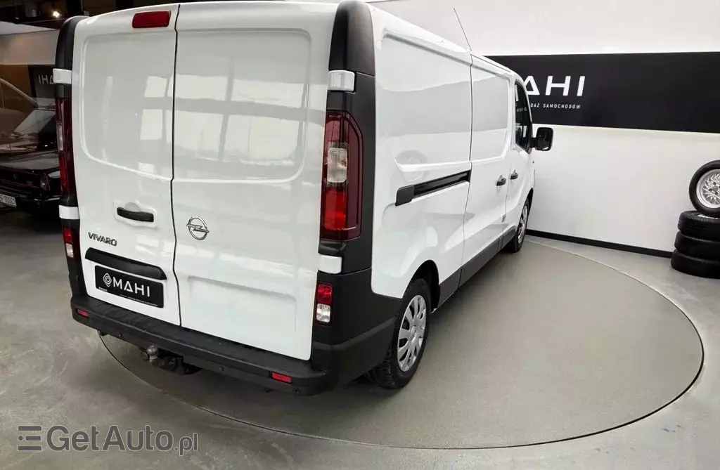 OPEL Vivaro 