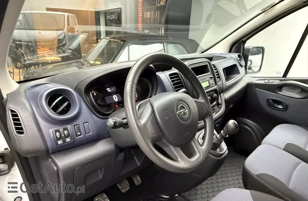 OPEL Vivaro 