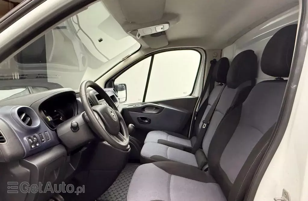 OPEL Vivaro 