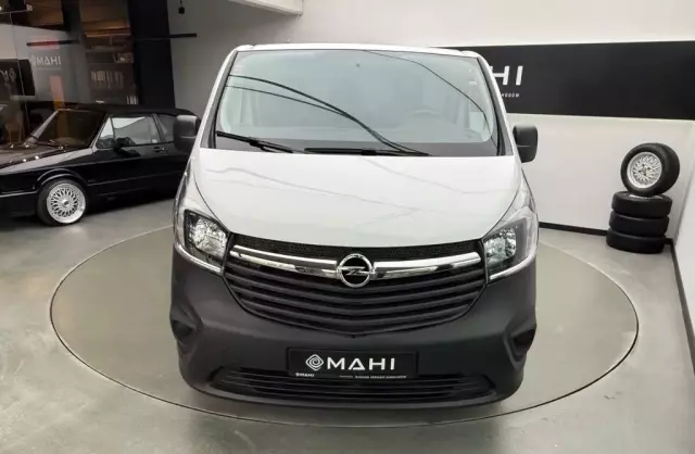 OPEL Vivaro 