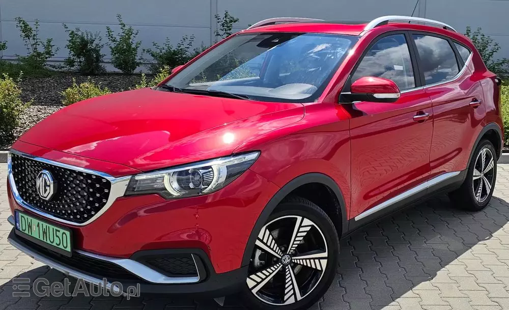 MG ZS 