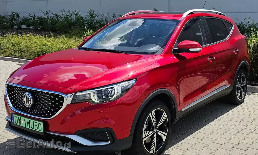 MG ZS 