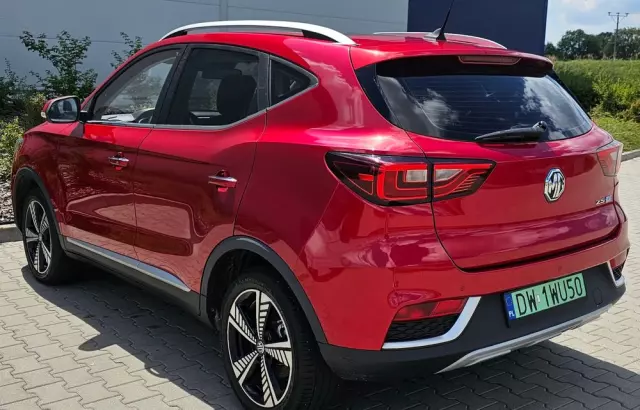 MG ZS 