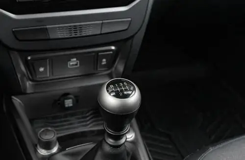 SSANGYONG/KGM Tivoli 