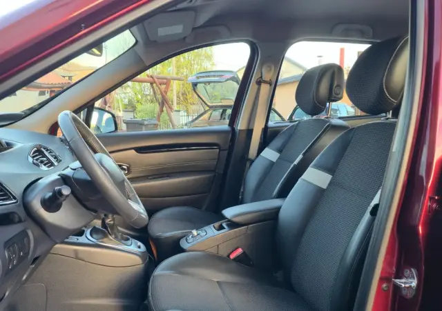 RENAULT Grand Scenic 2.0 16V 140 CVT Bose Edition