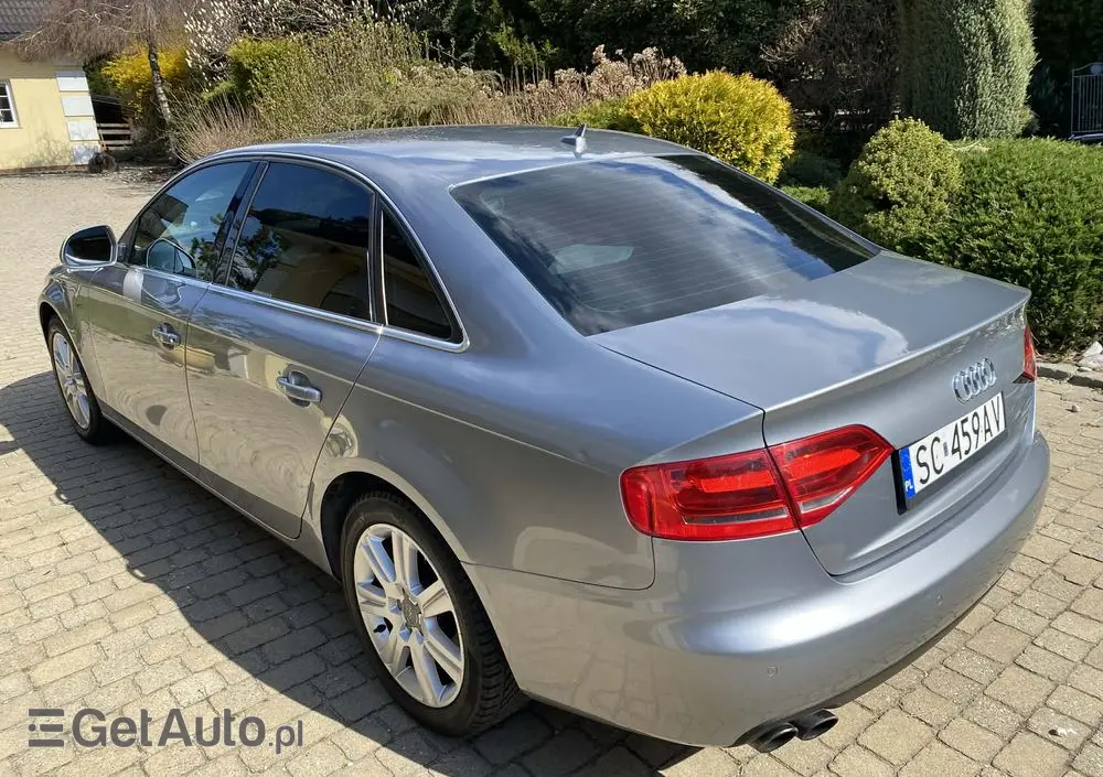 AUDI A4 Limousine 