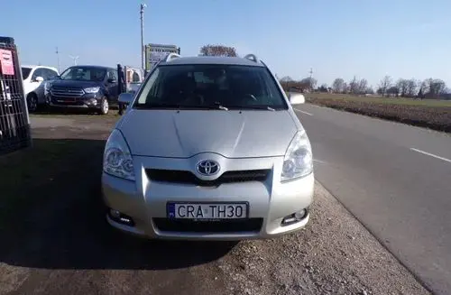 TOYOTA Corolla Verso 