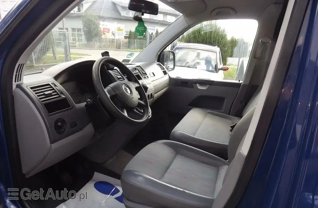 VOLKSWAGEN TRANSPORTER 
