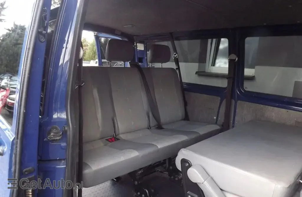 VOLKSWAGEN TRANSPORTER 