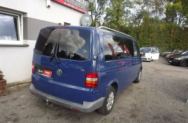 VOLKSWAGEN TRANSPORTER 