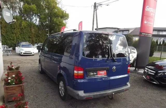 VOLKSWAGEN TRANSPORTER 