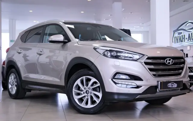 HYUNDAI Tucson 1.6 T-GDi Premium 4WD DCT