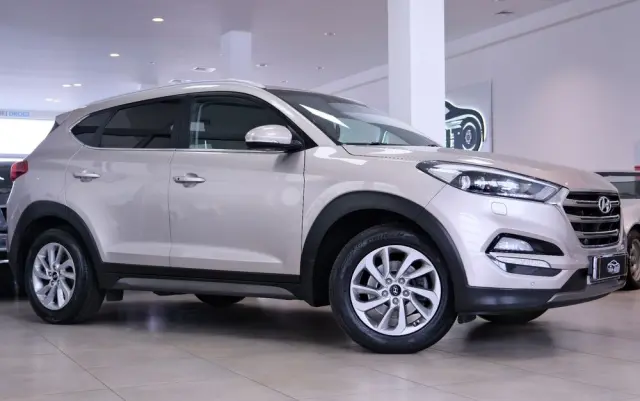 HYUNDAI Tucson 1.6 T-GDi Premium 4WD DCT