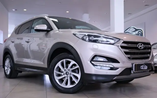 HYUNDAI Tucson 1.6 T-GDi Premium 4WD DCT