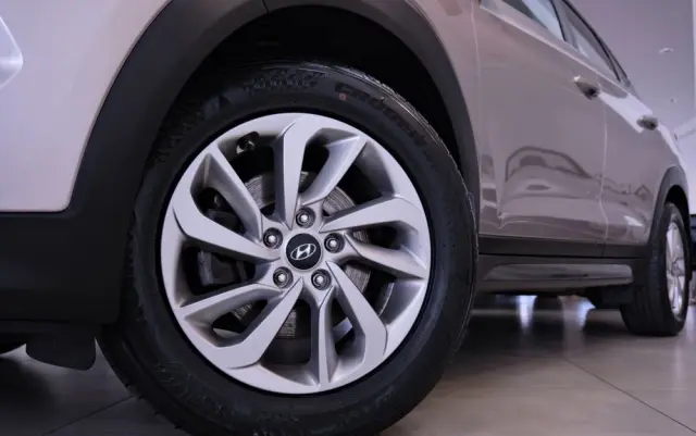 HYUNDAI Tucson 1.6 T-GDi Premium 4WD DCT