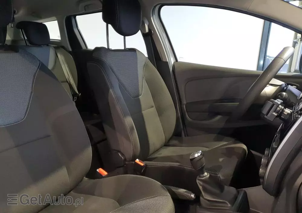 RENAULT Clio 0.9 TCe Life