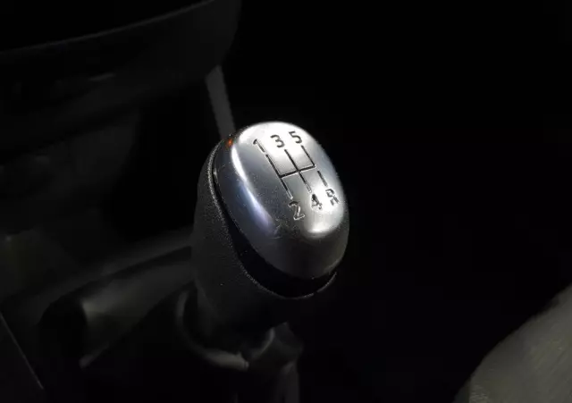 RENAULT Clio 0.9 TCe Life