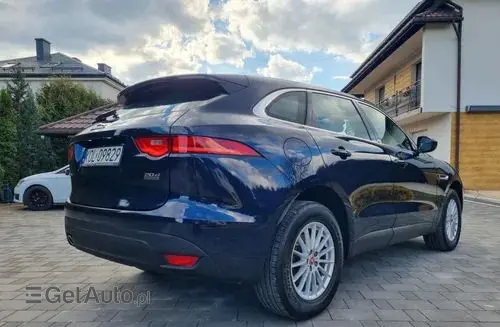 JAGUAR F-Pace 