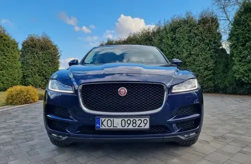 JAGUAR F-Pace 
