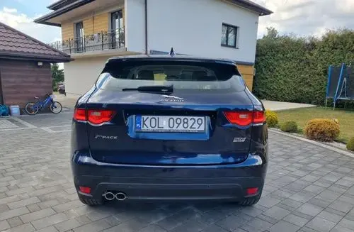 JAGUAR F-Pace 