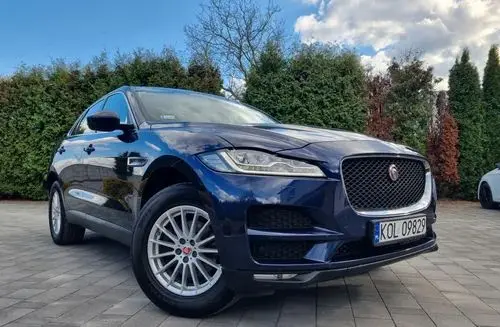 JAGUAR F-Pace 