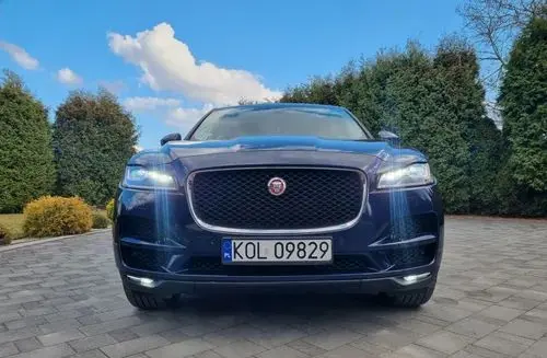 JAGUAR F-Pace 