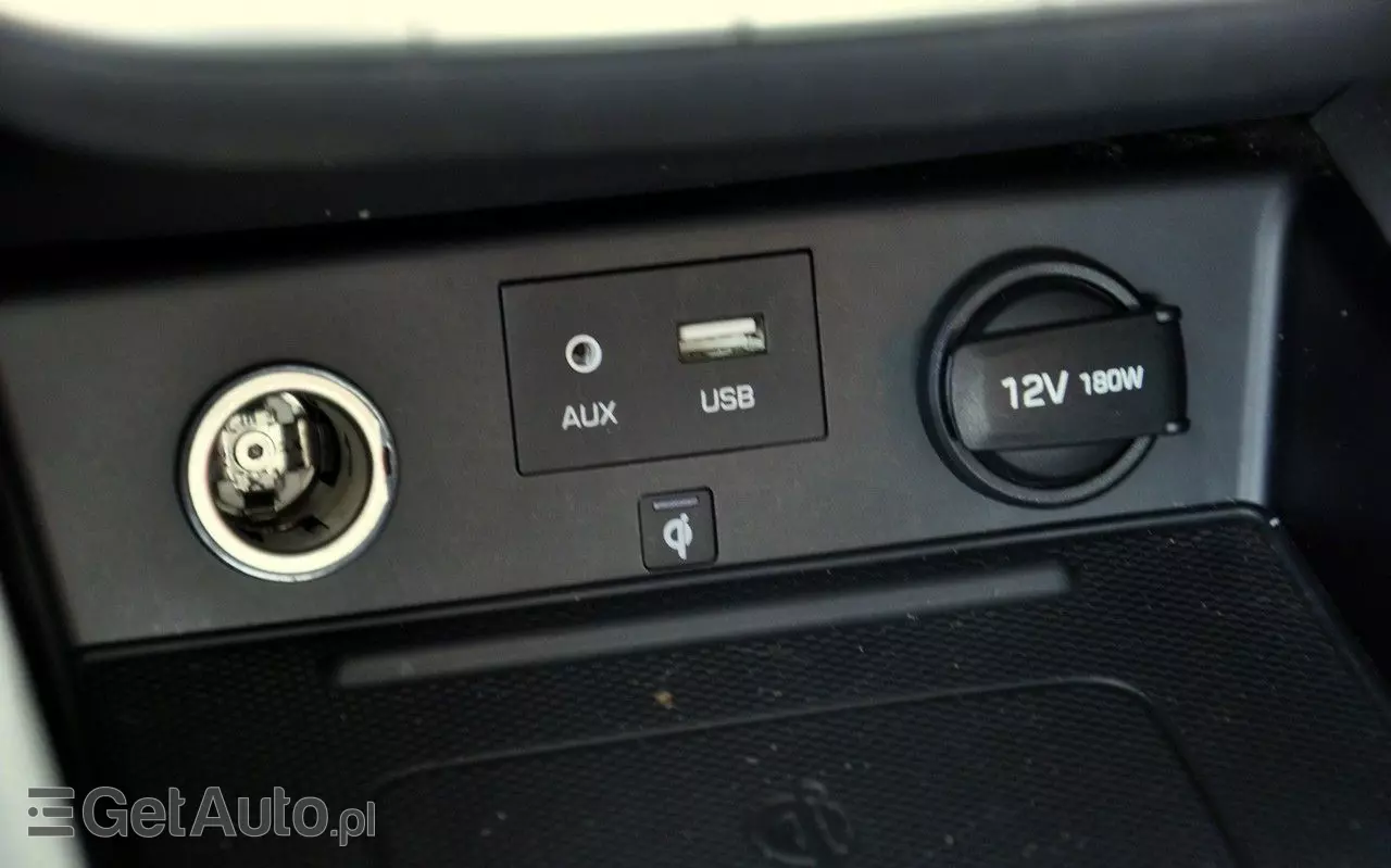 HYUNDAI IONIQ Hybrid Premium