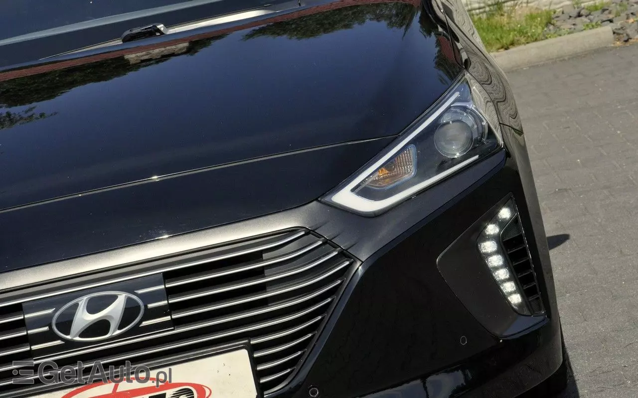 HYUNDAI IONIQ Hybrid Premium