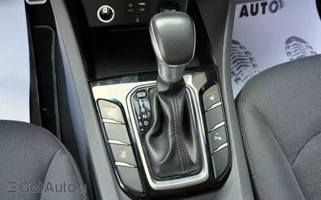 HYUNDAI IONIQ Hybrid Premium