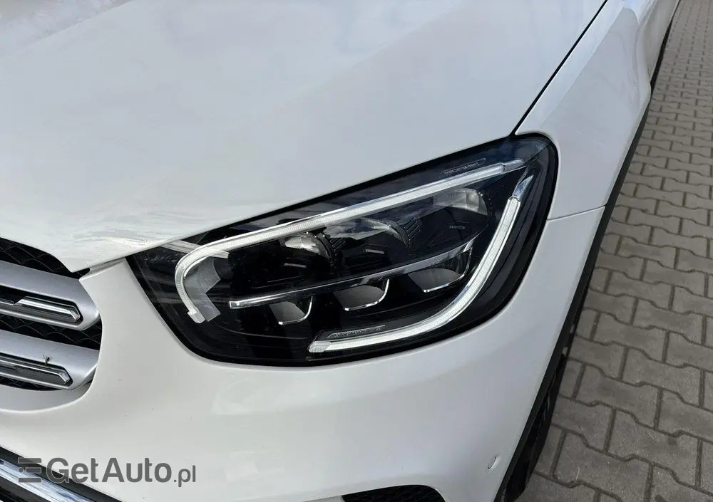 MERCEDES-BENZ GLC 300 d 4-Matic
