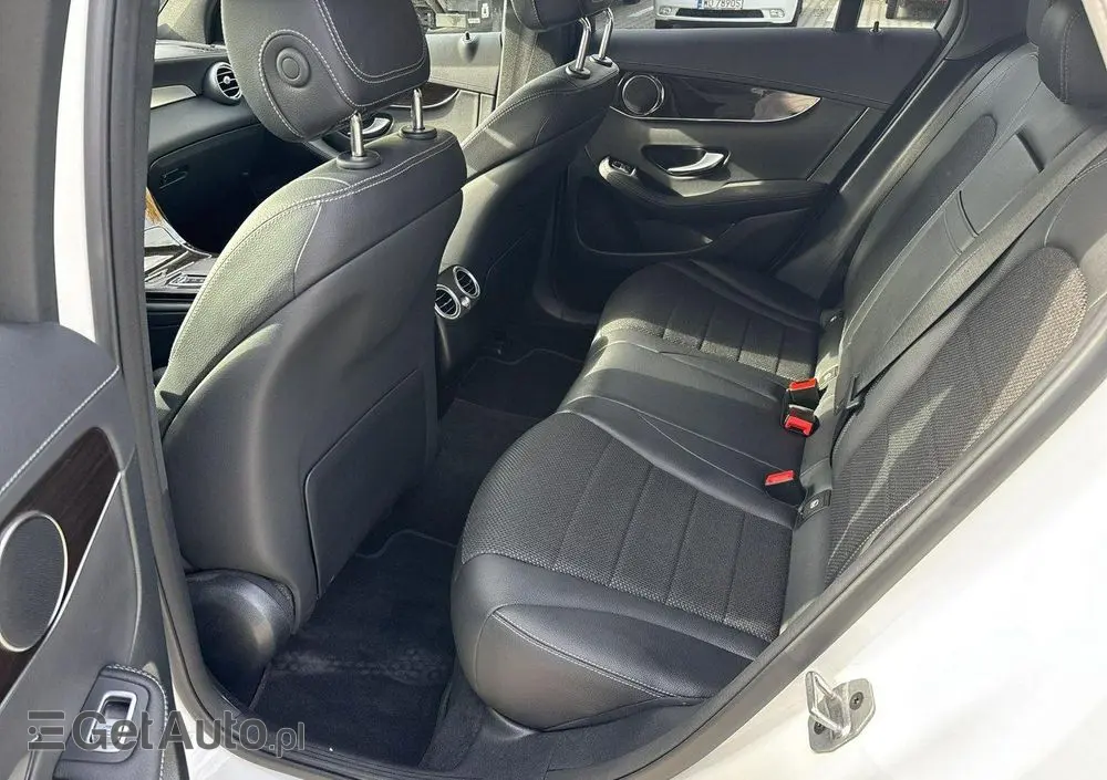 MERCEDES-BENZ GLC 300 d 4-Matic