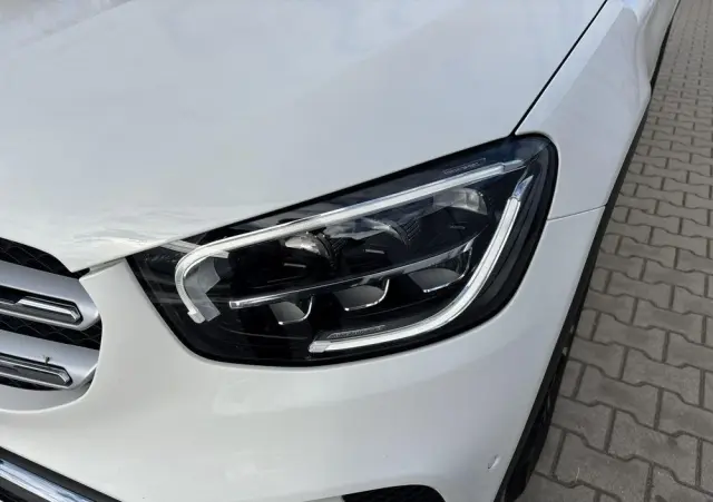 MERCEDES-BENZ GLC 300 d 4-Matic