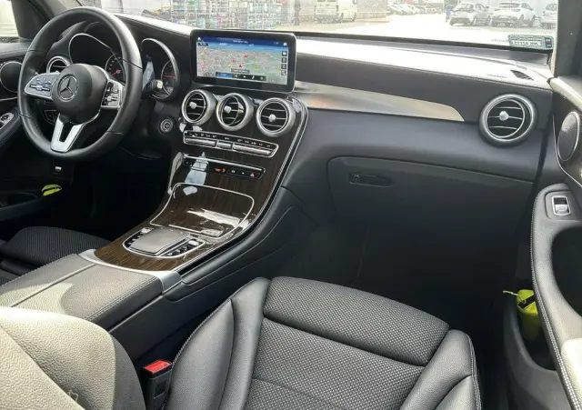 MERCEDES-BENZ GLC 300 d 4-Matic