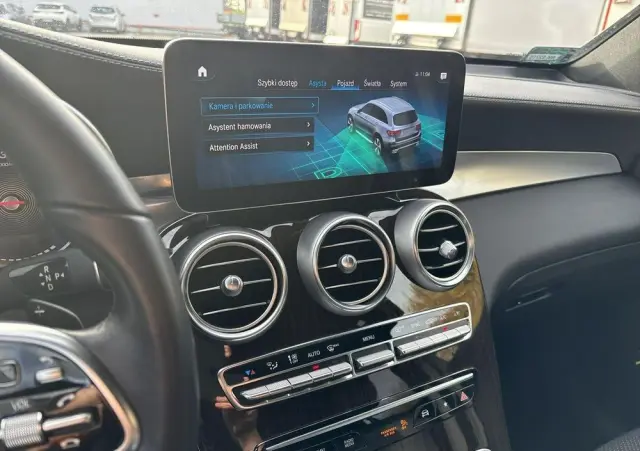 MERCEDES-BENZ GLC 300 d 4-Matic