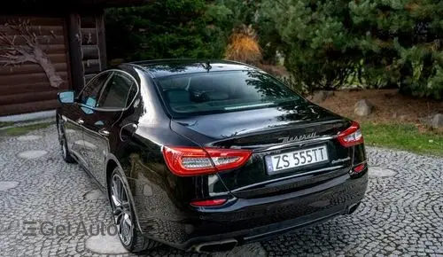 MASERATI Quattroporte 