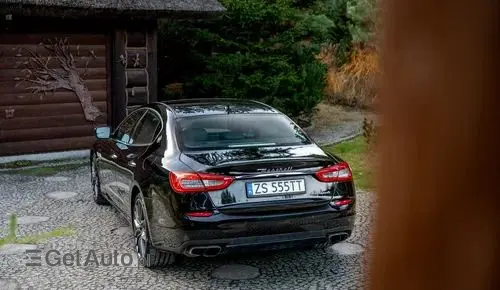 MASERATI Quattroporte 