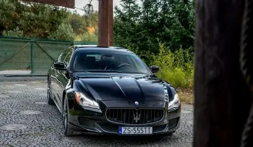 MASERATI Quattroporte 