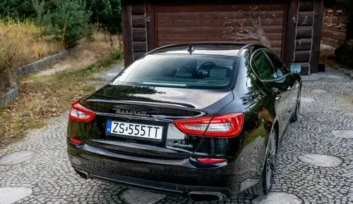 MASERATI Quattroporte 