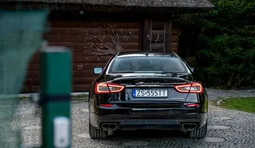 MASERATI Quattroporte 