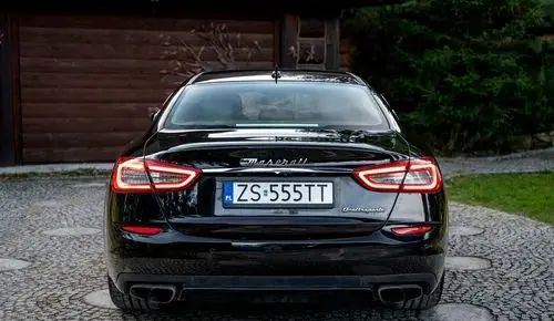 MASERATI Quattroporte 