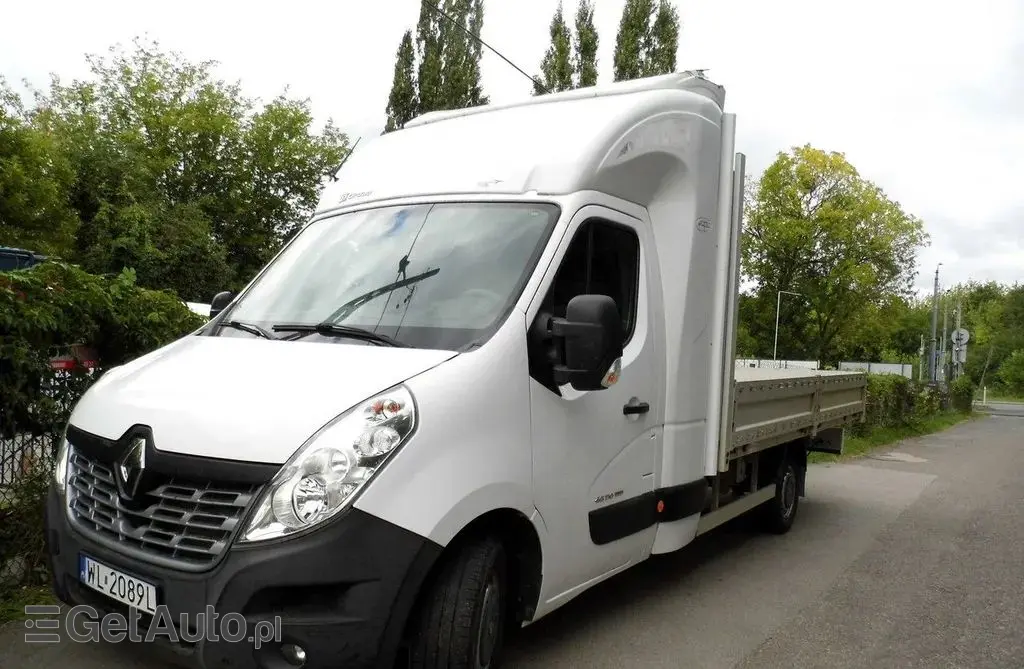 RENAULT Master 