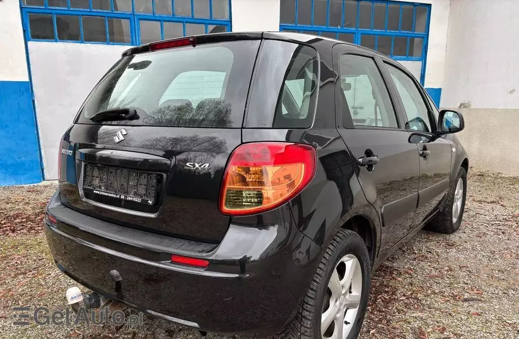 SUZUKI SX4 