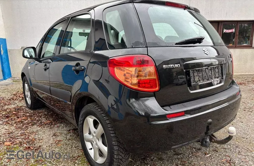 SUZUKI SX4 