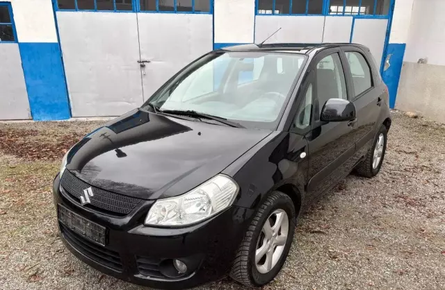 SUZUKI SX4 