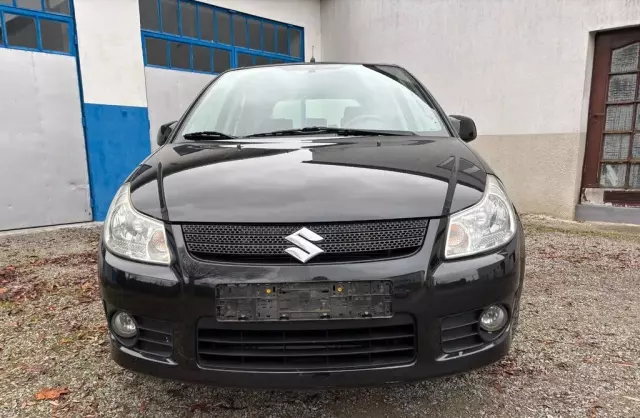 SUZUKI SX4 