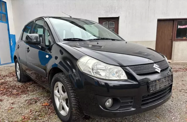 SUZUKI SX4 