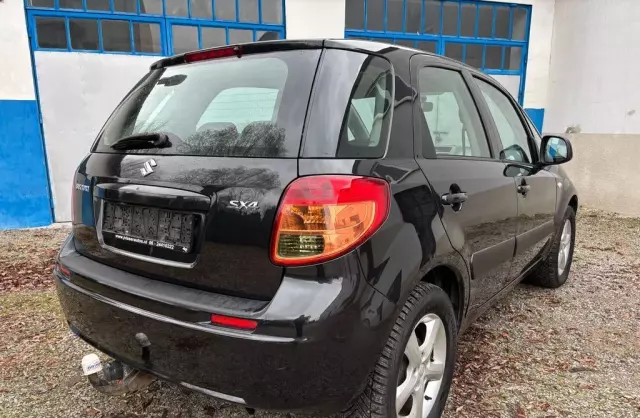 SUZUKI SX4 