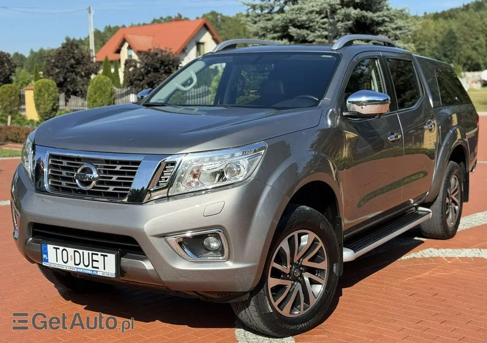 NISSAN Navara 