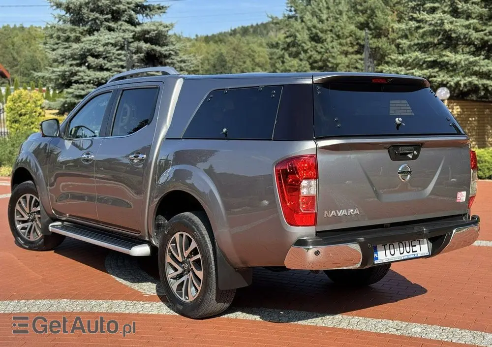 NISSAN Navara 