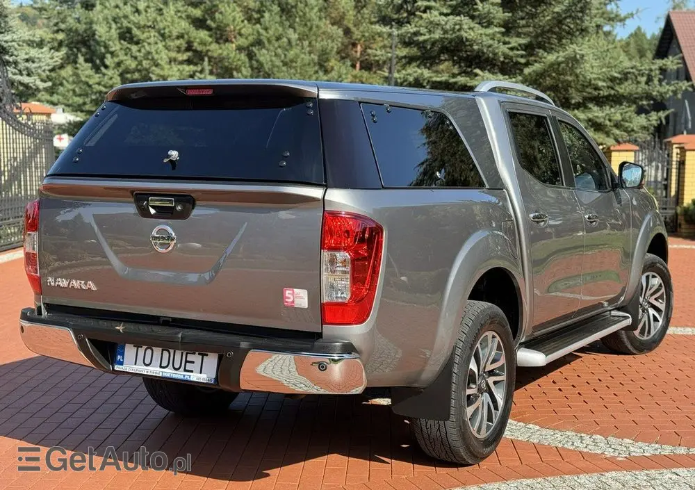 NISSAN Navara 